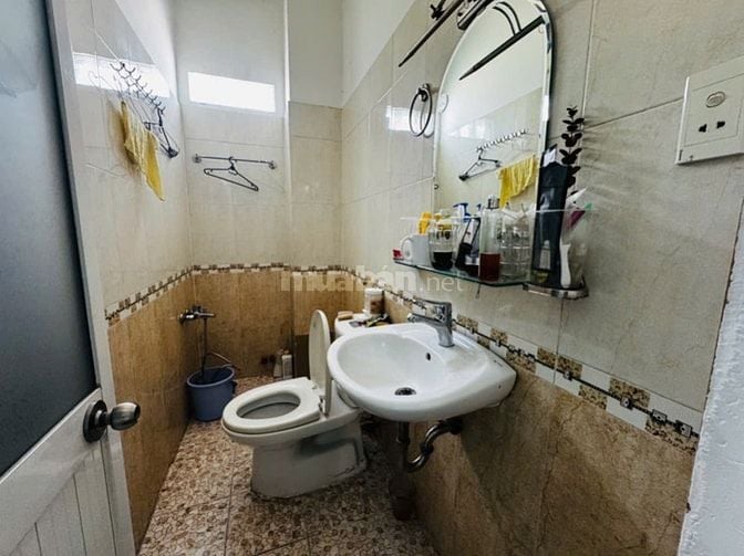 Cho thuê nhà mặt tiền Trần Văn Kiểu, P10, Q6, 20 triệu 