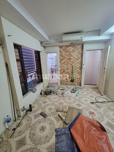 Cho thuê nhà ngõ 1194 Đường Láng thông chùa Láng, 3.5 tầng, MB 20m2