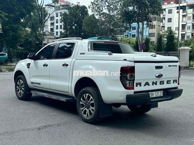 Ford Ranger 2018 Wildtrak 2.0L 4x2 AT - 900000 km