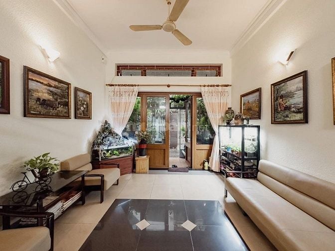 Võ Thị Sáu 69m2 4 tầng, 4PN, hướng Đông Nam, ô tô thông các ngả - 15.x