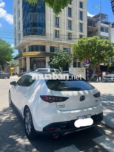 Mazda 3 2020 Sport 1.5L Luxury - 41000 km