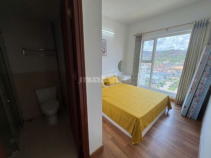 Cho thuê căn hộ cao cấp Green Bay Tower 17T1 3PN 90m2 view biển đầy đủ
