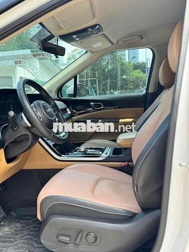 Kia Carnival 2.2D Premium 8 chỗ sx 2022 trắng