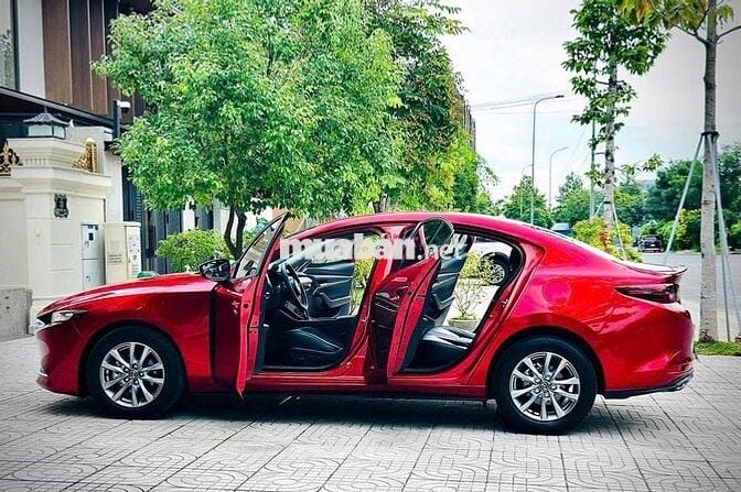 Mazda 3 Model 2025 1.5L Luxury - Lướt: 20.000 km