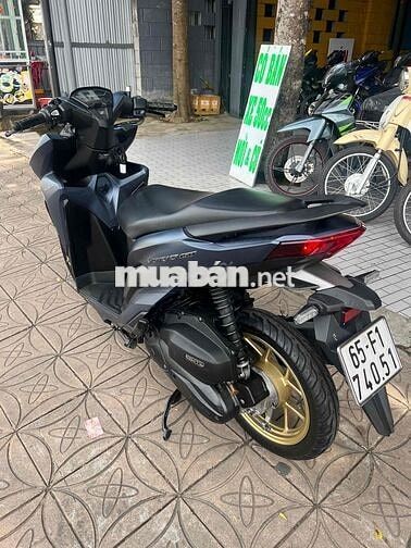 Vario 125 đời 2022 bỏ mẫu như mới.