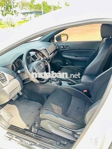 Honda City 2022 RS - 27500 km