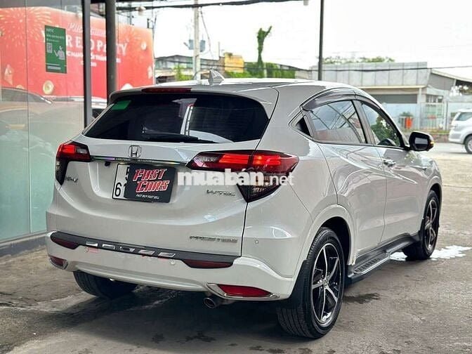 Honda HR-V 2019 bản L 1.8L,màu trắng,61.000 km