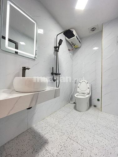 Bán nhà phố Chùa Bộc thoáng trước sau, dt 50m2, 5t, mt 4m. đẹp ở ngay.
