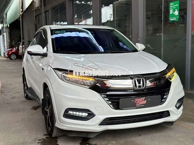 Honda HR-V 2019 bản L 1.8L,màu trắng,61.000 km