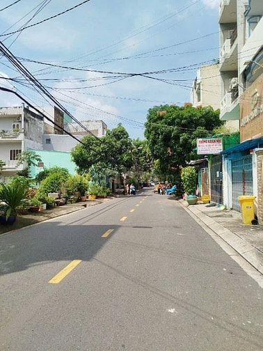 NHÀ MT ĐƯỜNG SỐ 28 PHƯỜNG BÌNH PHÚ (4X18) GIÁ 12 TỶ