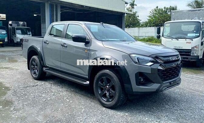 Dmax TypeZ 4x4 AT nhập Thái Lan