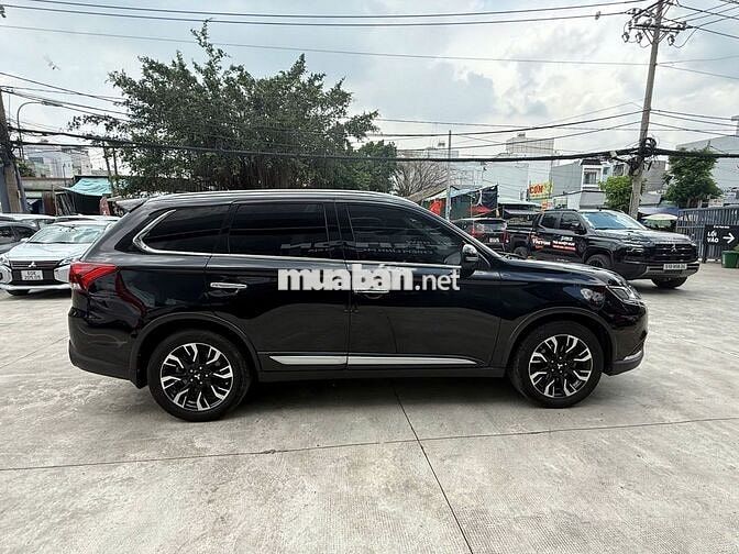 Mitsubishi Outlander 2021 2.0 CVT - 90100 km