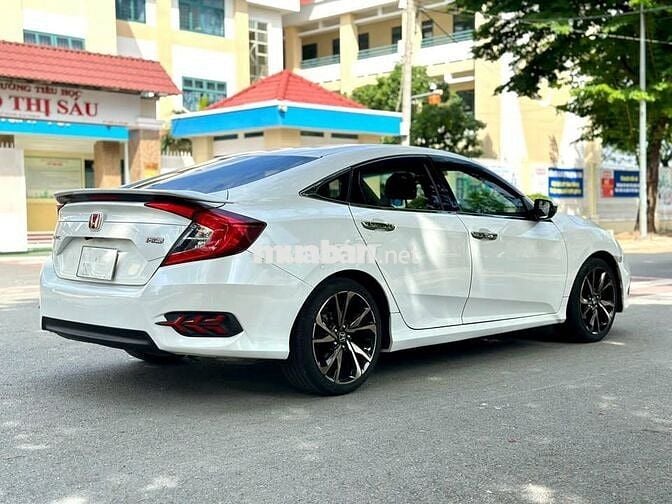 Honda Civic 2019 RS 1.5 AT chạy cực bốc