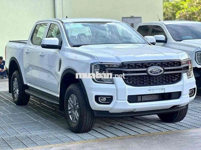Bán tải đa dụng đáng tiền nhất năm - Ranger XLS