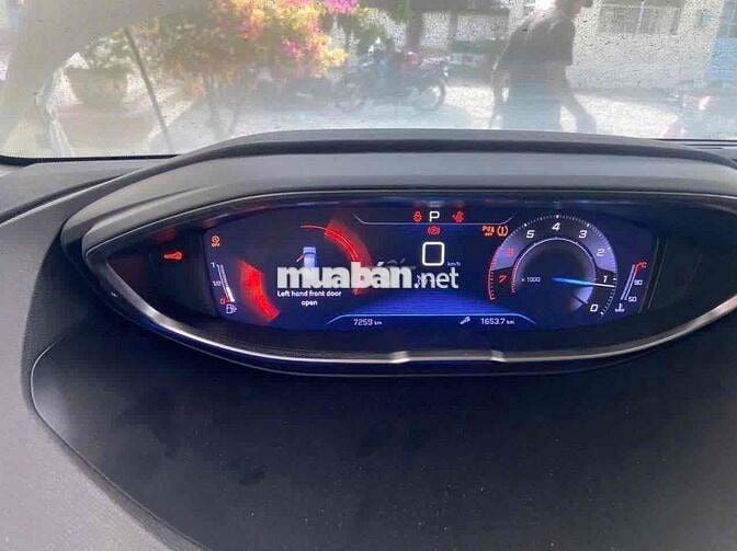 Peugeot 5008 2021 Allure 1.6 AT - 8000 km