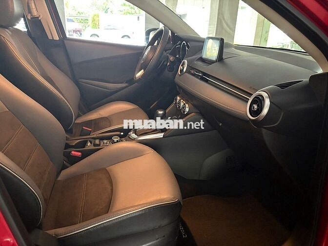 Mazda 2 2021 1.5 Luxury - 22000 km