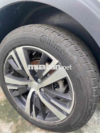 Peugeot 5008 2021 Allure 1.6 AT - 8000 km