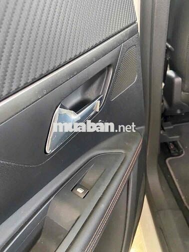 Peugeot 5008 2021 Allure 1.6 AT - 8000 km