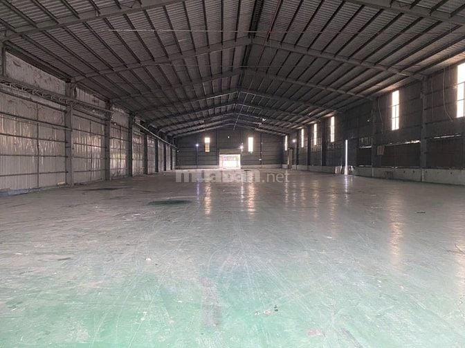 Cho thuê kho 2.000m² Bình Chánh giáp Bình Tân,giá:150tr/tháng,cont 24h