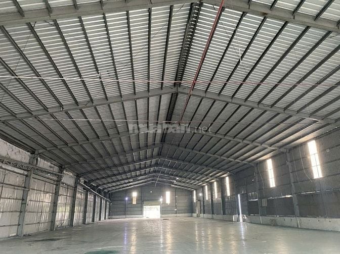 Cho thuê kho 2.000m² Bình Chánh giáp Bình Tân,giá:150tr/tháng,cont 24h