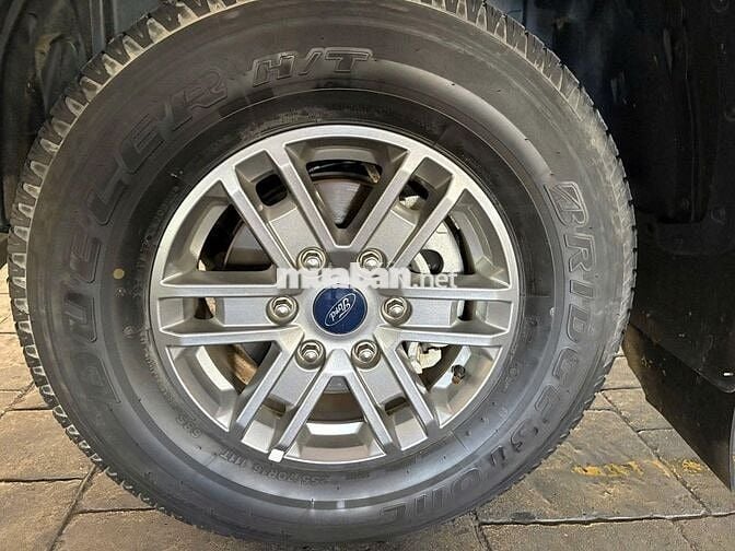 Ford Ranger 2023 XLS 2.0L 4x4 AT - 24000 km Lướt