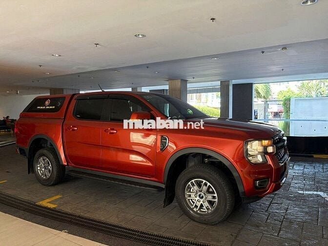 Ford Ranger 2023 XLS 2.0L 4x4 AT - 24000 km Lướt