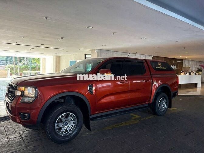 Ford Ranger 2023 XLS 2.0L 4x4 AT - 24000 km Lướt