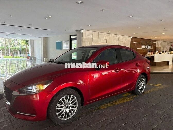 Mazda 2 2021 1.5 Luxury - 22000 km