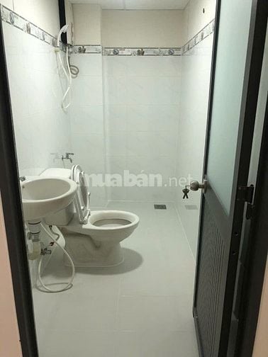 nhà quận 11 - 56m2, 2 phòng ngủ, nhà mới 99%, hẻm an ninh yên tĩnh