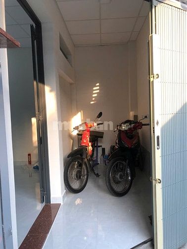 nhà quận 11 - 56m2, 2 phòng ngủ, nhà mới 99%, hẻm an ninh yên tĩnh