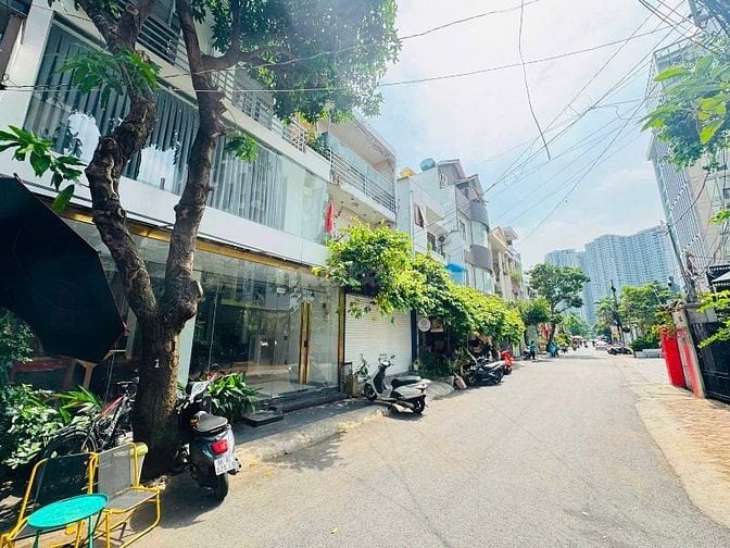 Bán nhà mặt tiền kinh doanh Nguyễn Đăng Giai, P. Thảo Điền, TP Thủ Đức