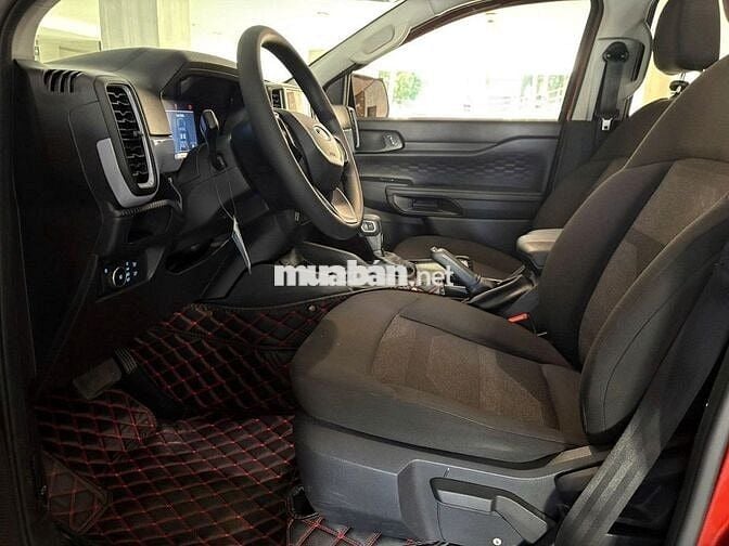 Ford Ranger 2023 XLS 2.0L 4x4 AT - 24000 km Lướt