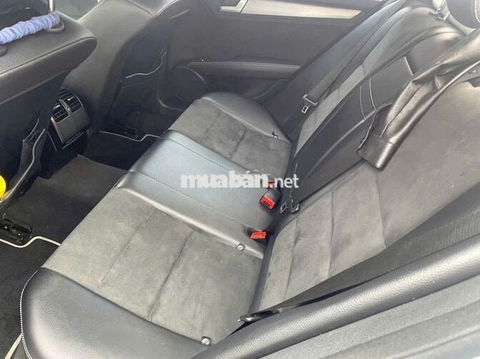 Mercedes Benz C Class 2014 C200 - 121000 km