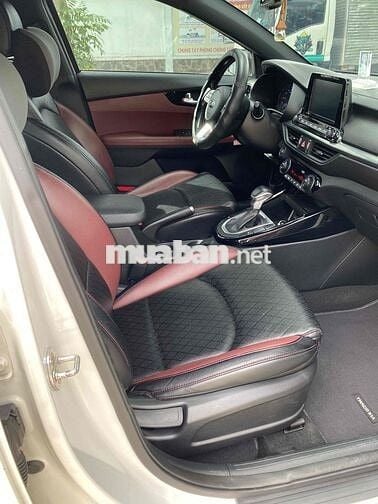 Kia Cerato 2019 2.0 AT Premium - 37000 km
