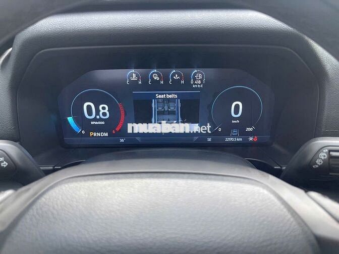 Ford Everest 2024 Titanium 2.0L 4x2 AT - 22000 km