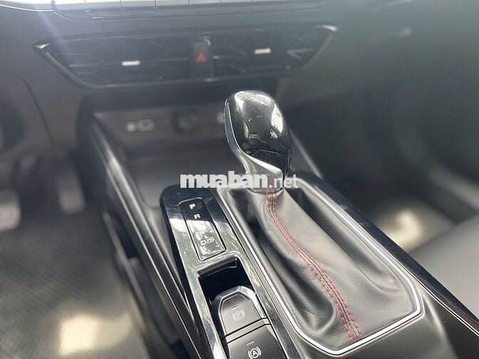 MG5 sx 2023 bản luxury màu đen