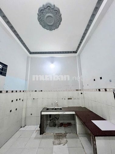 Bán nhà mặt tiền kd buôn bán ngay chung cư picity tx 13