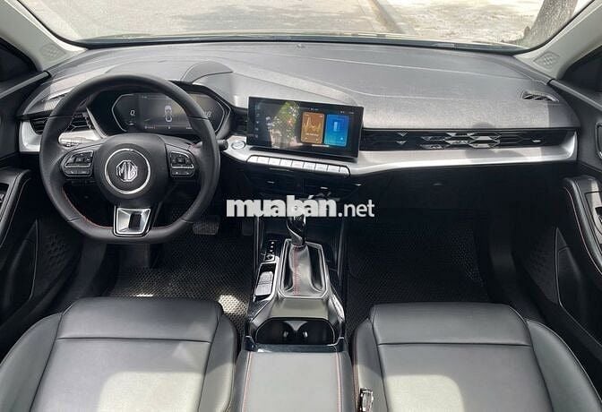 MG5 sx 2023 bản luxury màu đen