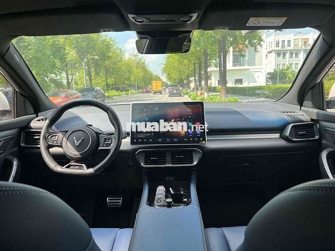 VinFast VF8 2023 Plus Mua Pin - 49000 km