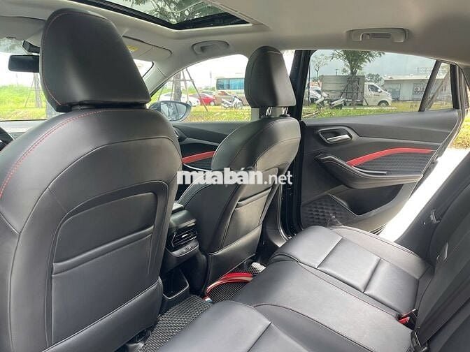MG5 sx 2023 bản luxury màu đen