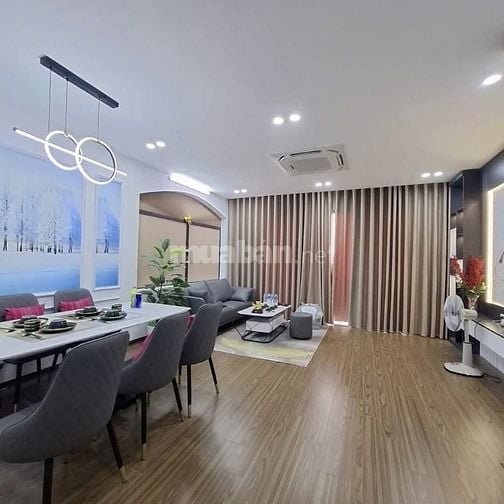 Vương Thừa Vũ, 7 tầng thang máy, gỗ lim, ô tô LX570 vào nhà