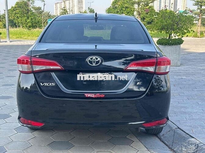 Toyota Vios 2022 E CVT - 56000 km 1chu bao zin
