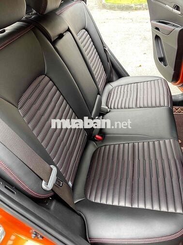Kia Sonet 2023 Luxury 1.5 AT - 20368 km