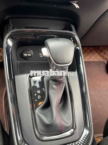 Kia Sonet 2023 Luxury 1.5 AT - 20368 km
