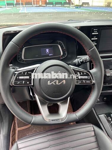 Kia Sonet 2023 Luxury 1.5 AT - 20368 km