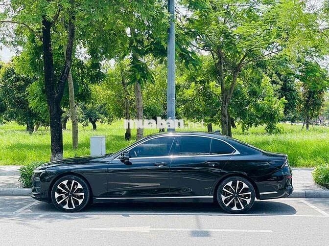 VinFast Lux A2.0 2020 Premium 2.0 AT