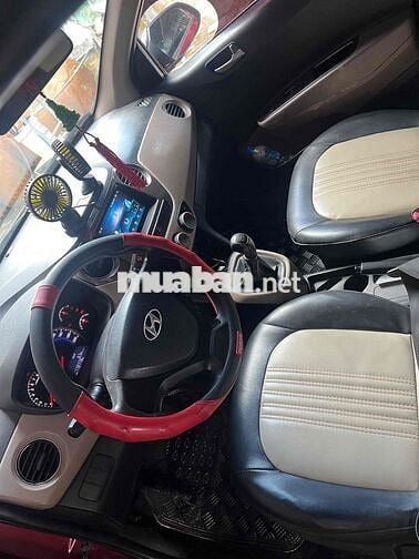 Hyundai Grand i10 2015, xe đẹp đủ đồ chơi