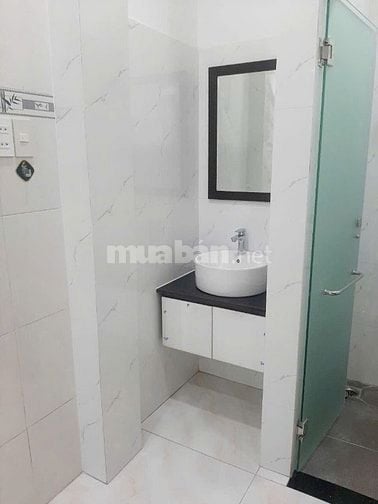 Cho thuê nhà nguyên căn hẻm Trần Đình Xu, P.Nguyễn Cư Trinh, quận 1