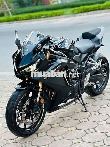 Mạnh Hà Motor bán CB650R 2021 full đồ siêu đẹp