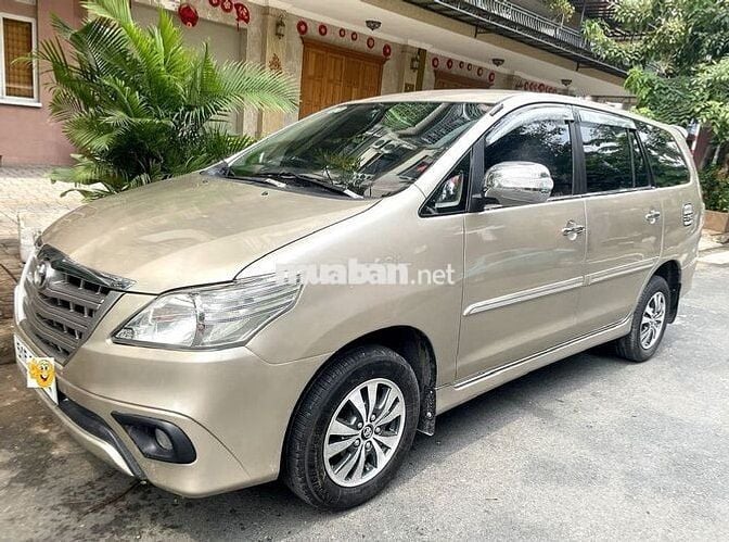 Toyota Innova 2016 2.0E xe gia đình Zin chính chủ